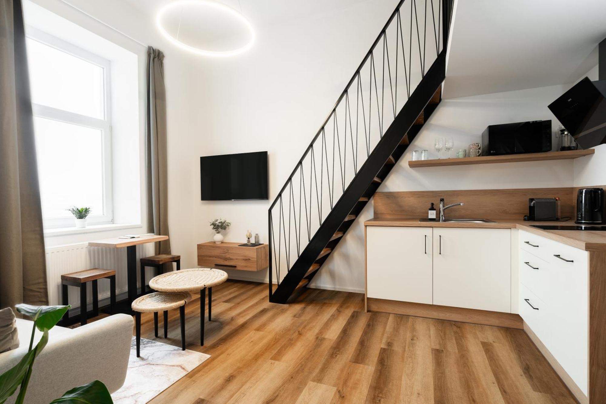 Internesto Brno Station Apartment Bagian luar foto