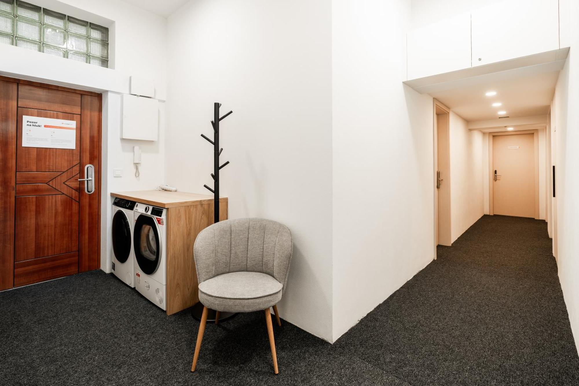Internesto Brno Station Apartment Bagian luar foto